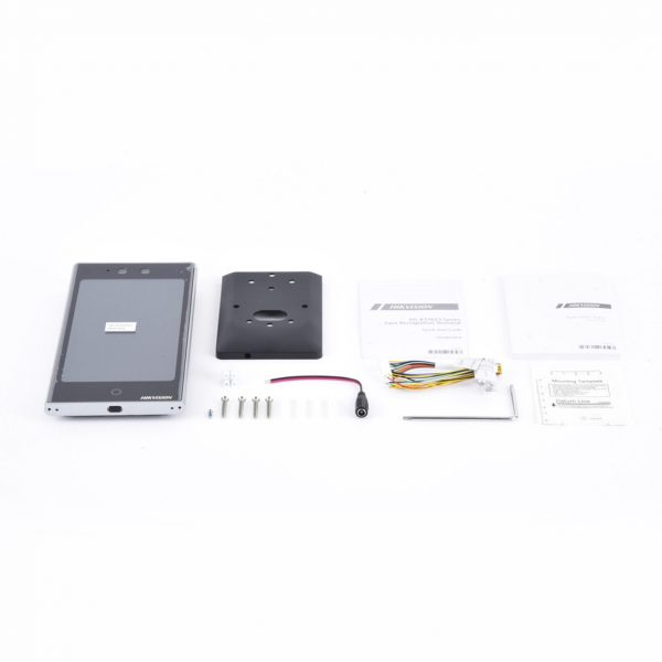 Terminal Facial WiFi con pantalla de 7" / Exterior IP65 / 10,000 Rostros y 50,000 Tarjetas / 10,000 Huellas (Módulo Opcional) / ISAPI / ISUP 5.0 / Codigos QR y Bluethooth / Intercom SIP Estandar / HIK-IA - Imagen 4