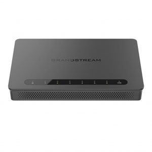 Router Gigabit VPN / Balanceador de cargas / 30,000 sesiones NAT / 4 puertos 10/100/1000 Mbps + 2 puertos SFP (WAN/LAN) / 1 puerto entrada PoE(af/at) / 2 puertos salida PoE (af/at) / Compatible con GWN Cloud.