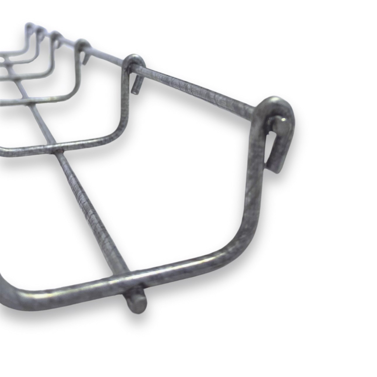 Charola Bimetálica Tipo Malla 33/50 mm, Ideal Para Utilizarse al Exterior o Zonas Húmedas, Hasta 26 Cables Cat6, Tramo de 3 Metros - Imagen 3